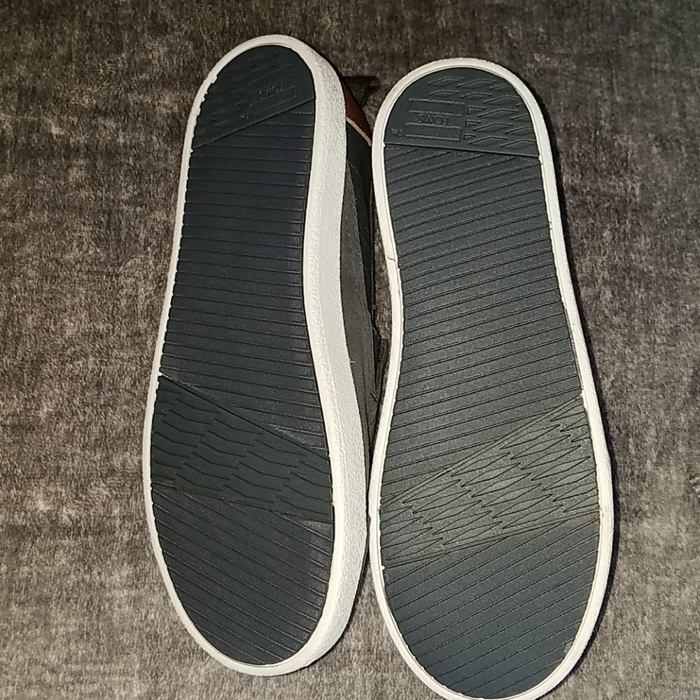 Castlerock Grey Suede/Plaid TOMS Slip On Sneakers